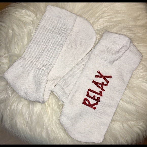 B!TCH RELAX Ladies Tube Socks - Picture 2 of 3